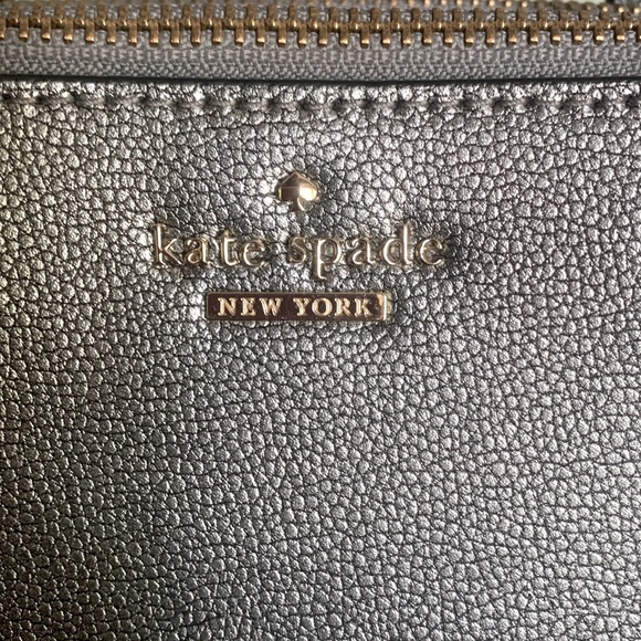 Kate Spade Small Leather 3-Compartment Convertible Tote - Picture 2 of 13